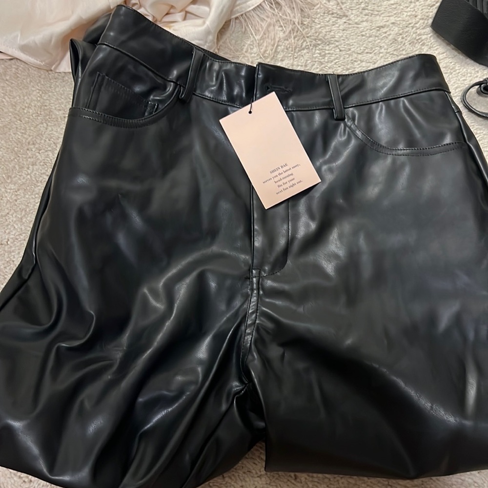 Shein leather pants NWT never worn size small